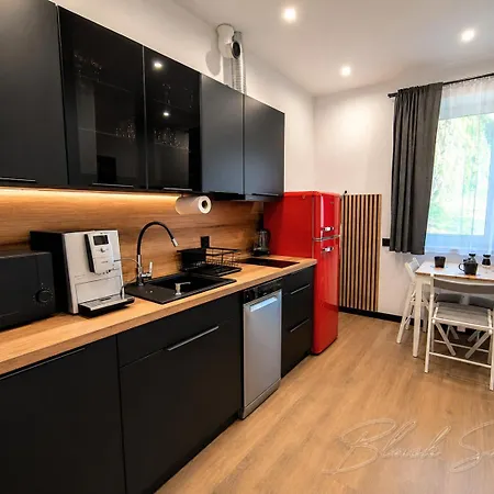 Black Salt Apartman *